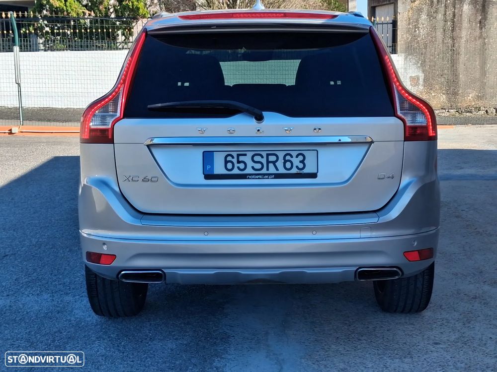 Volvo XC 60 2.0 D4 Momentum Plus Geartronic - 6