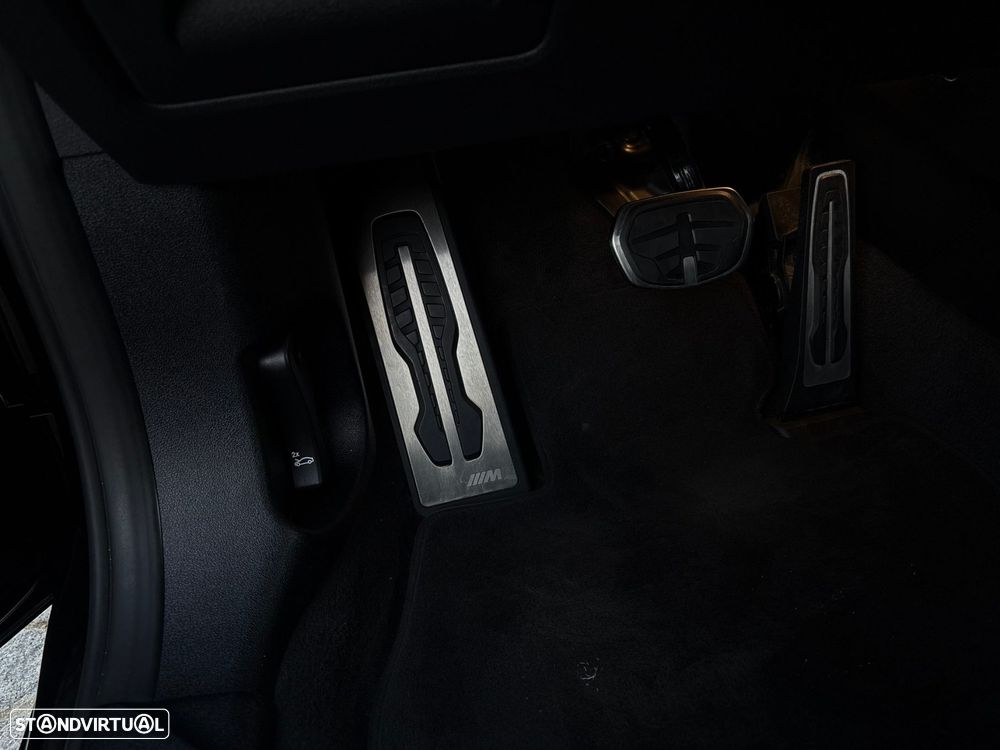 BMW 118 i Pack Desportivo M Auto - 39