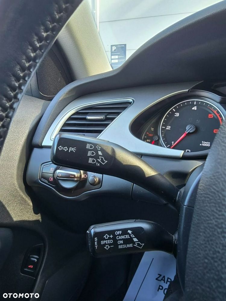 Audi A4 Limousine - 31