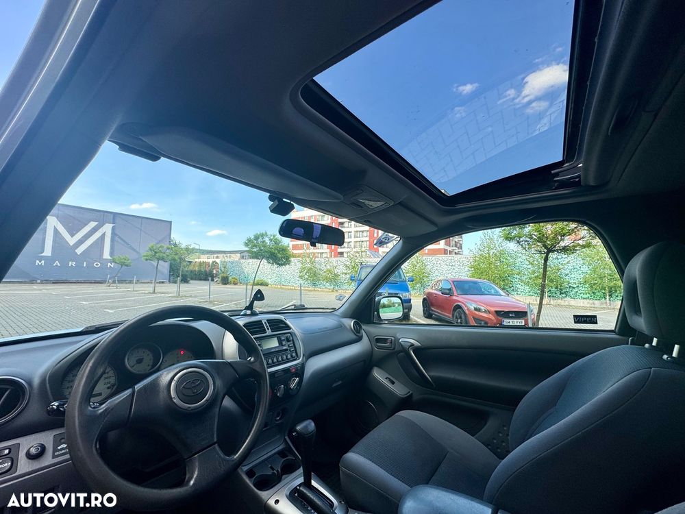 Toyota RAV4 2.0 Aut VIP - 24