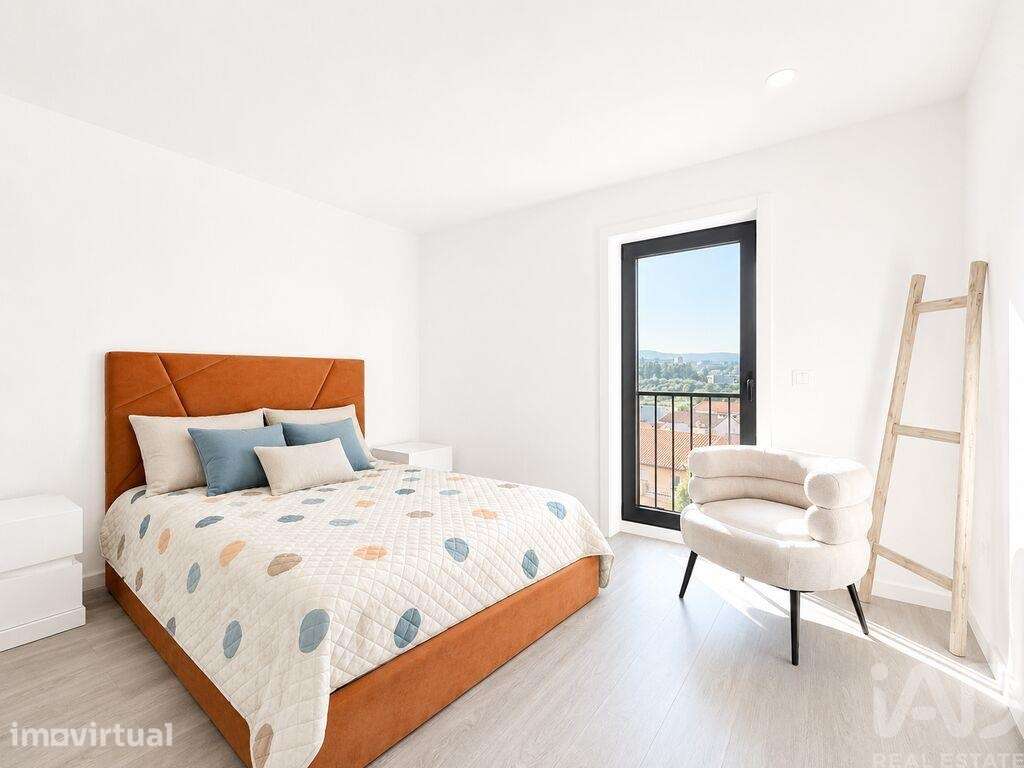Apartamento T2 em Santa Maria Maior de 91 m2 - Grande imagem: 4/24
