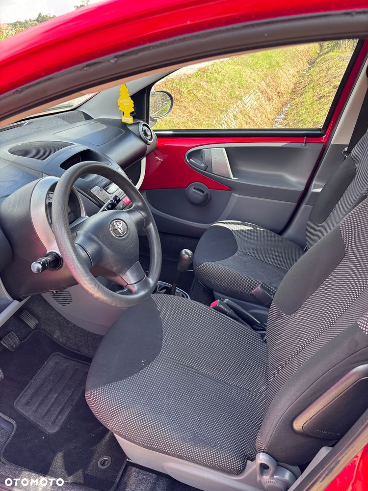 Toyota Aygo 1.0 VVT-i Chilli - 11
