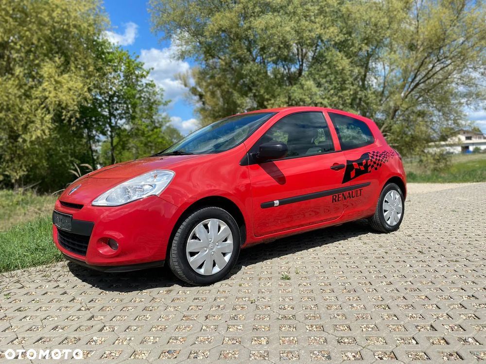 Renault Clio - 1