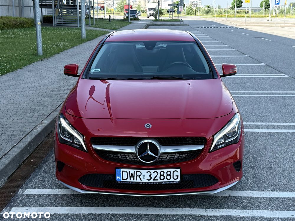 Mercedes-Benz CLA 180 7G-DCT - 14