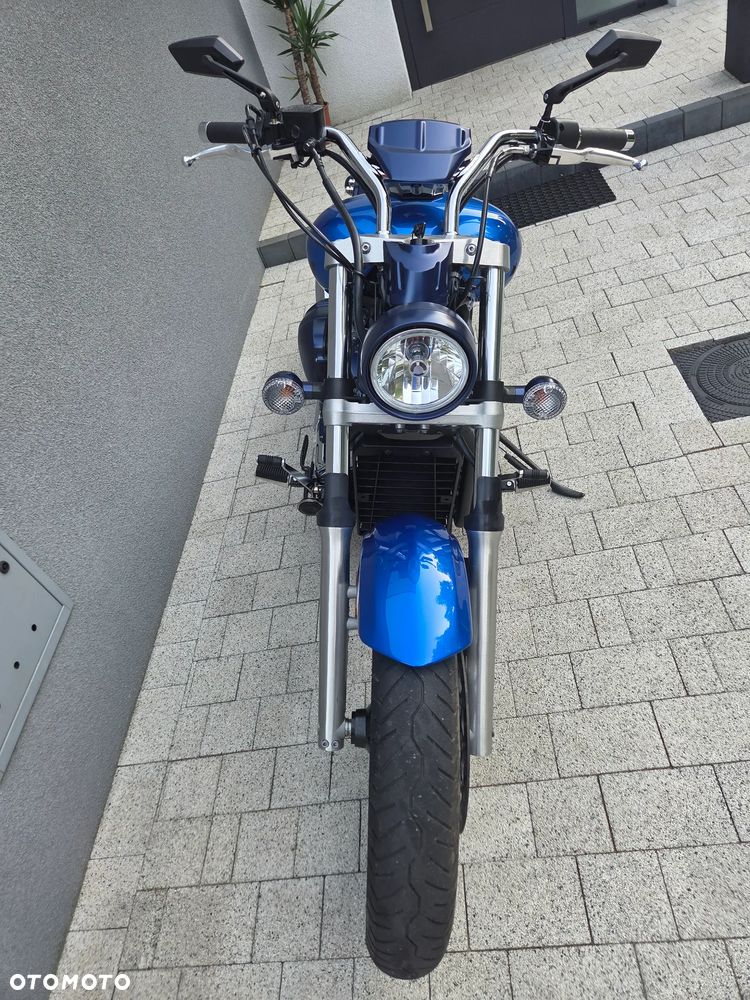 Yamaha XVS - 8