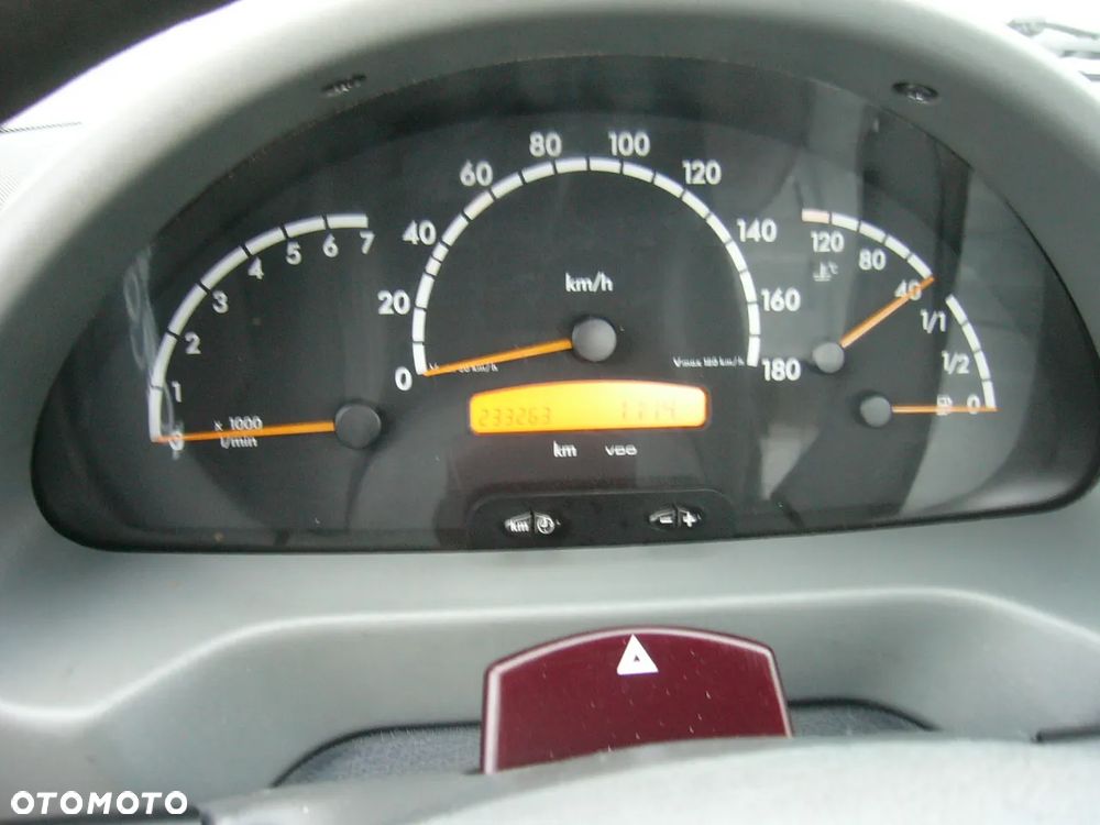 Mercedes-Benz Sprinter 316 cdi 163Ps Skrzynia 3,3 x 2 x 0,4m - 17