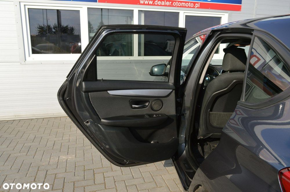 BMW Seria 2 - 37