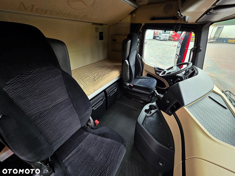 Mercedes-Benz ACTROS 1845 MP4 / Standard 315/70/22.5 - 7