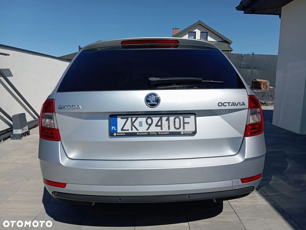Skoda Octavia 2.0 TDI SCR Style DSG - 5