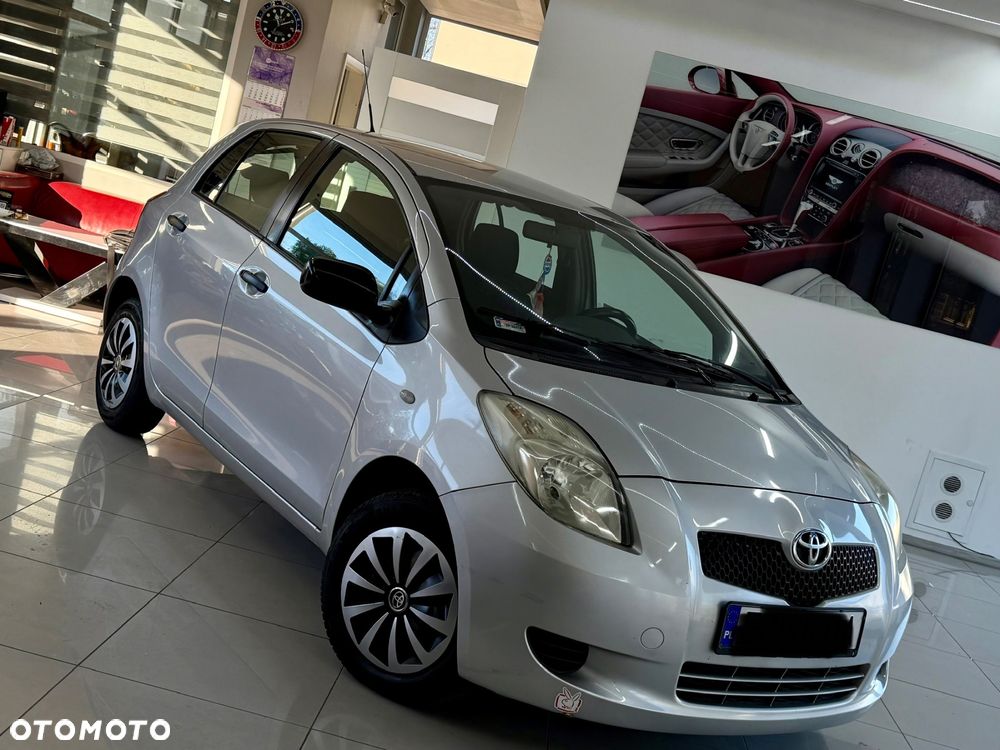 Toyota Yaris 1.0 Luna A/C - 1