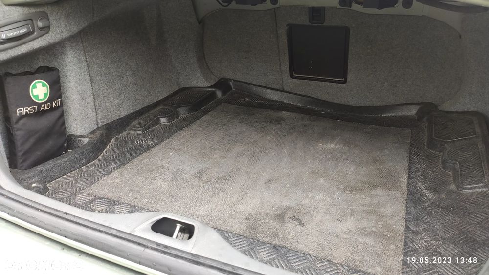 Volvo S60 2.4D '80' - 7