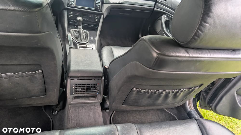 BMW Seria 5 523i - 21