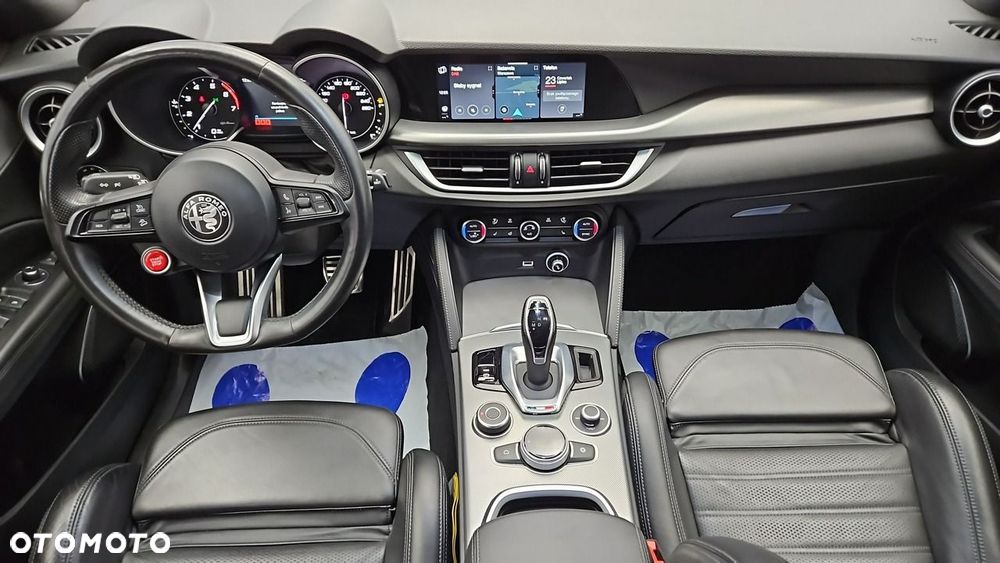 Alfa Romeo Stelvio 2.0 Turbo Veloce Q4 - 13