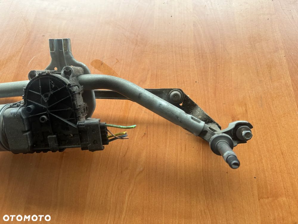 Silnik ramiona wycieraczki Peugeot 208 3397021391 mechanizm wycieraczek - 2