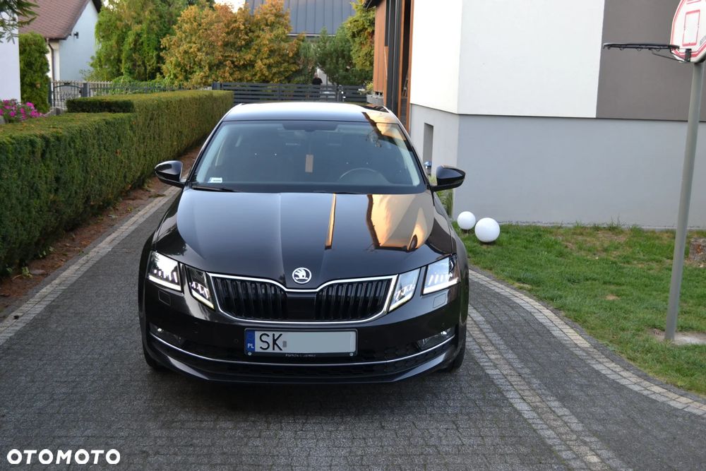 Skoda Octavia 2.0 TDI Style DSG - 1