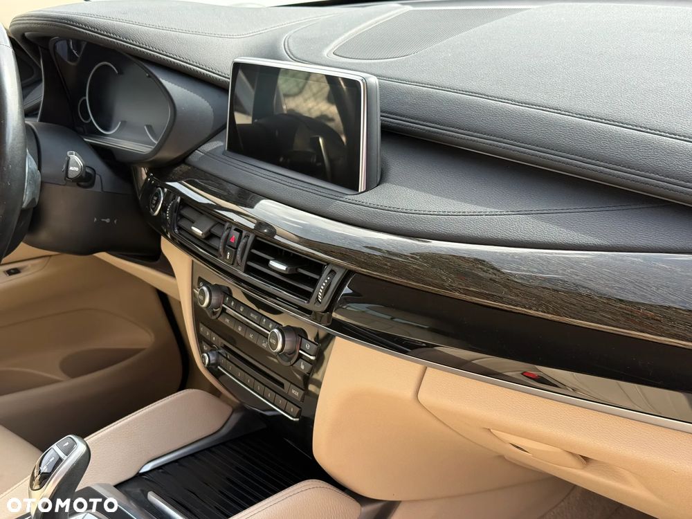 BMW X6 xDrive30d - 22