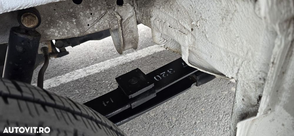 Mercedes-Benz Sprinter - 5