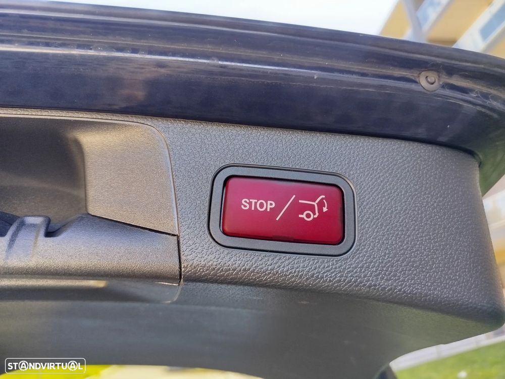 Mercedes-Benz C 300 e AMG Line - 13