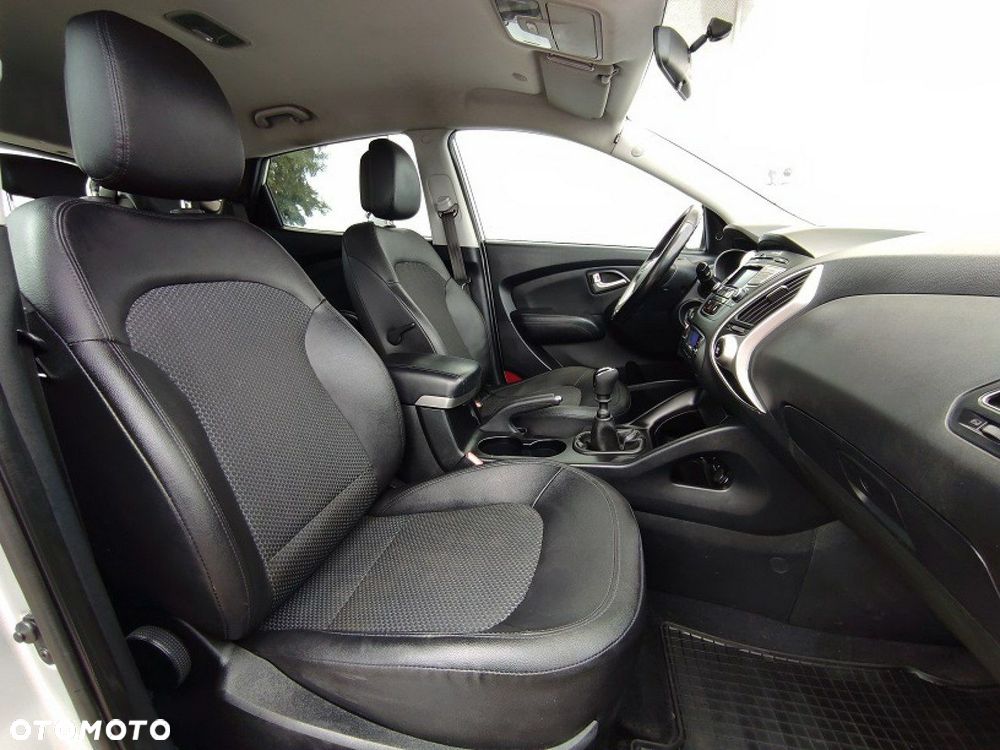 Hyundai ix35 - 12
