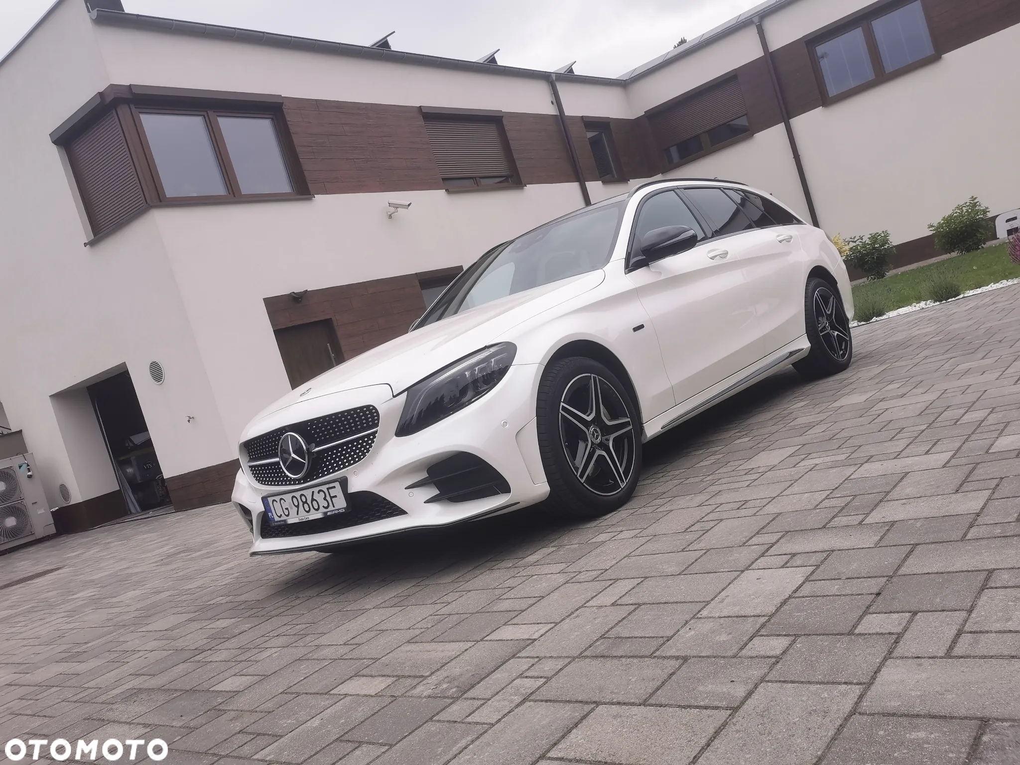 Mercedes-Benz Klasa C 300 de 9G-TRONIC - 3