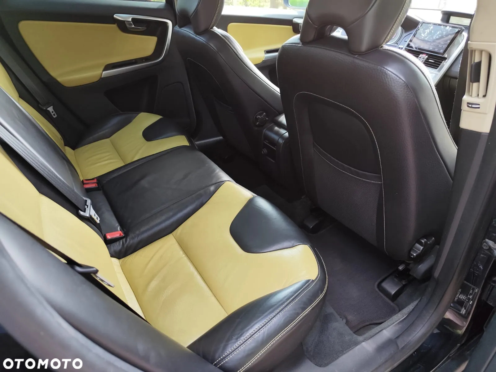 Volvo XC 60 D5 AWD Geartronic Summum - 14