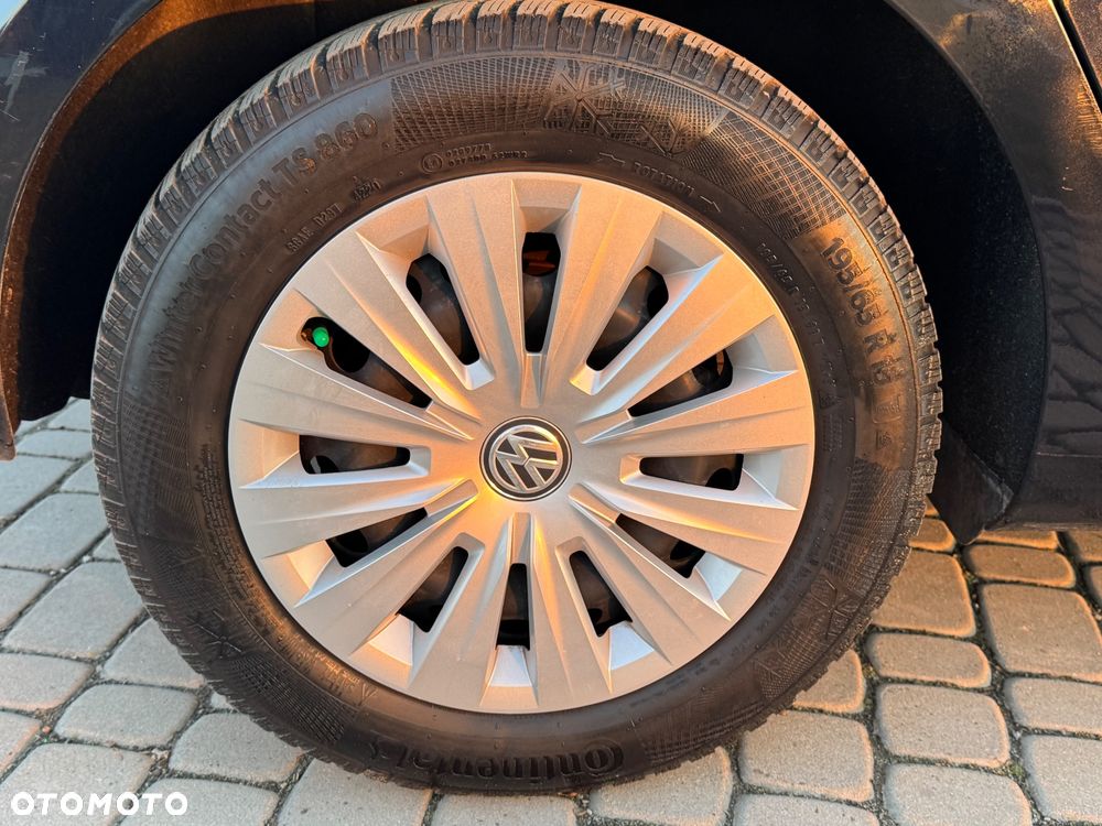 Volkswagen Golf - 36