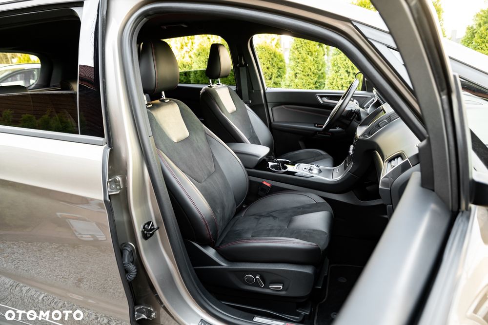 Ford S-Max 2.0 EcoBlue ST-Line - 26