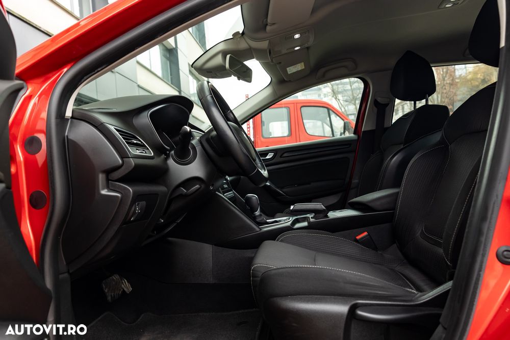 Renault Megane ENERGY dCi 110 EDC LIMITED - 9