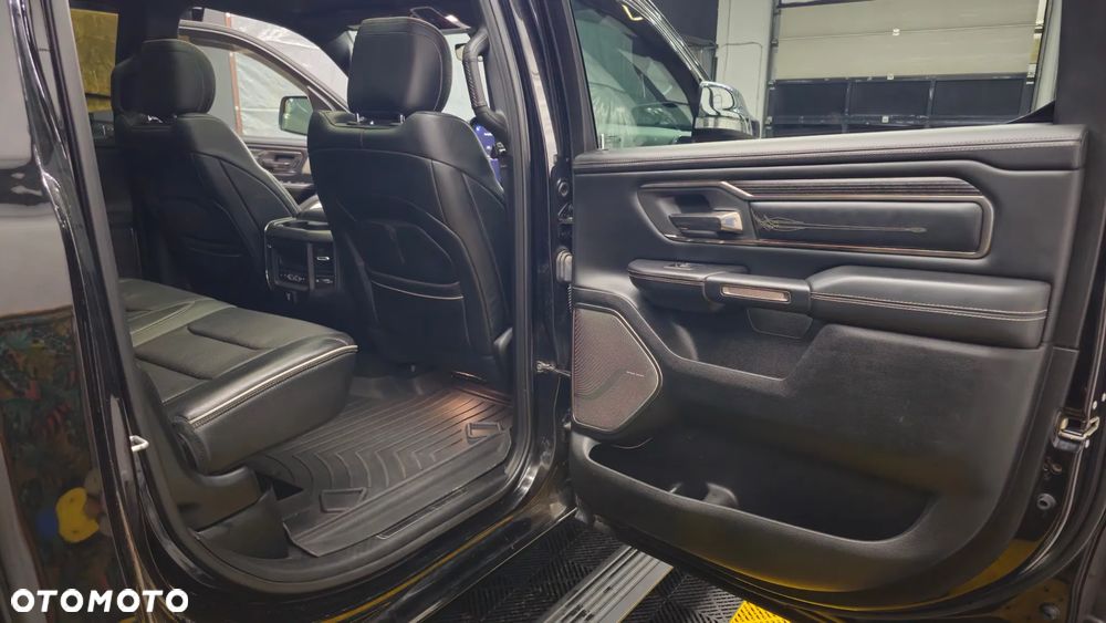 RAM 1500 Crew Cab Limited - 28