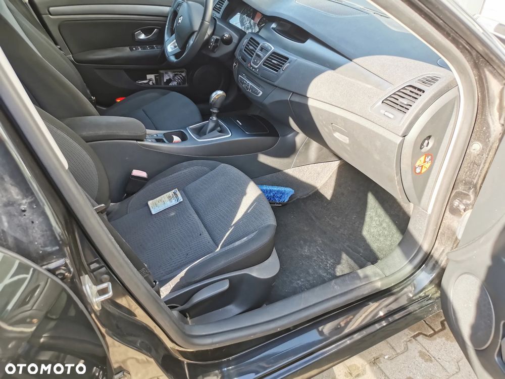 Renault Laguna - 6