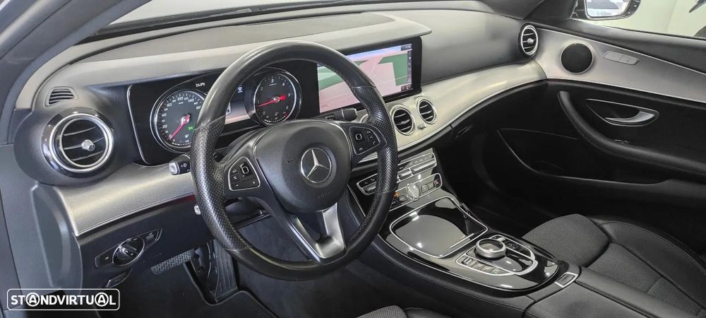 Mercedes-Benz E 220 d Avantgarde - 18