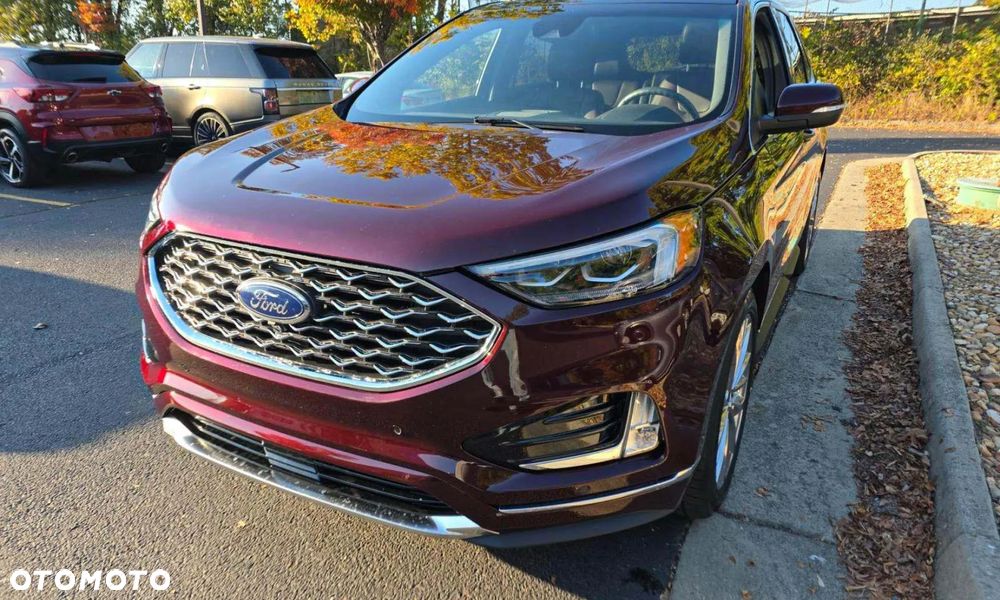 Ford Edge - 1