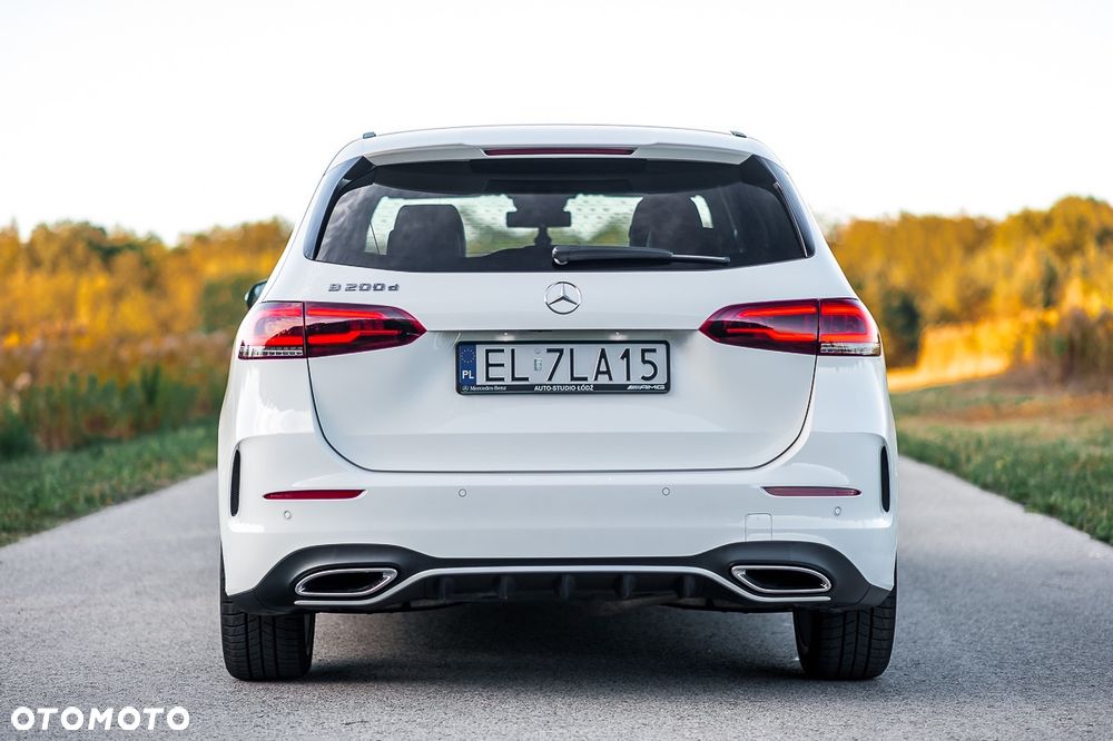 Mercedes-Benz Klasa B 200 d AMG Line 8G-DCT - 2