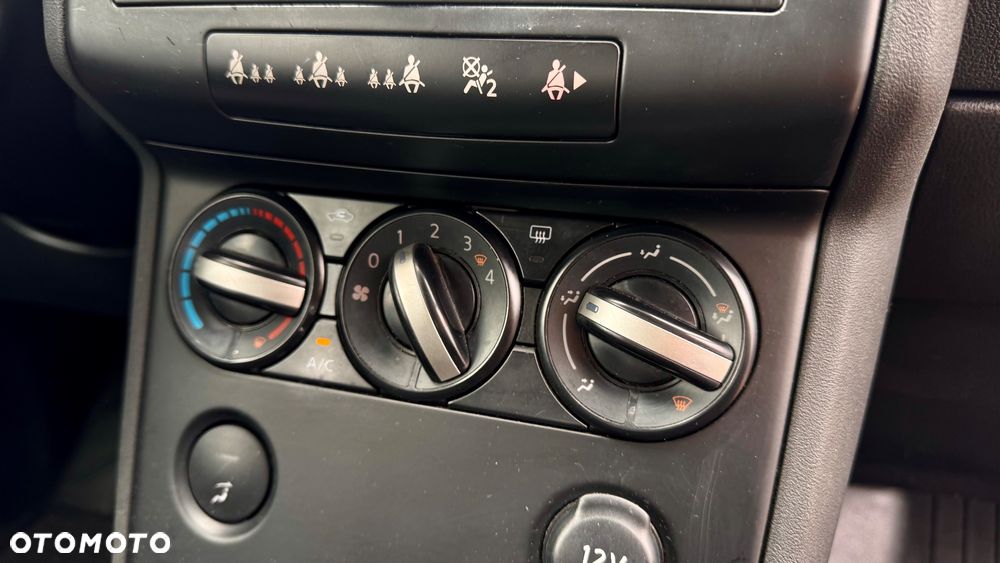 Nissan Qashqai 1.6 Visia - 29