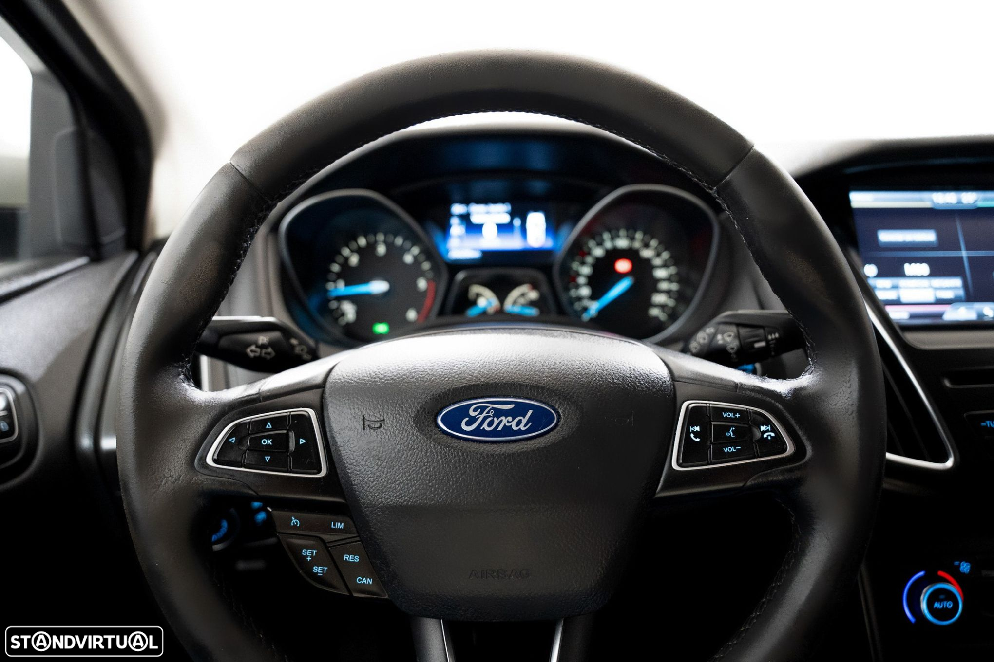 Ford Focus 1.5 TDCi Titanium - 9