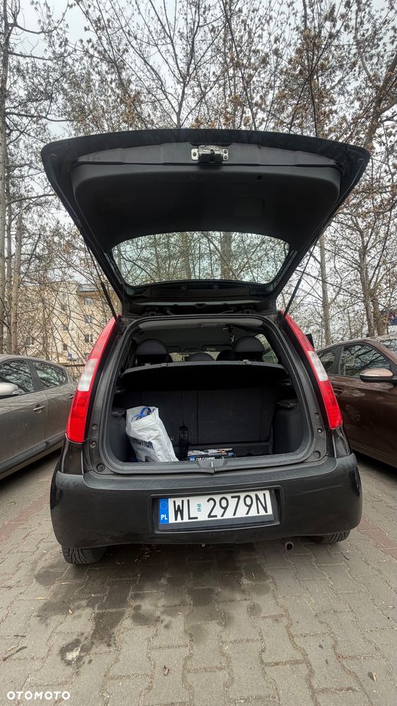 Mitsubishi Colt - 20