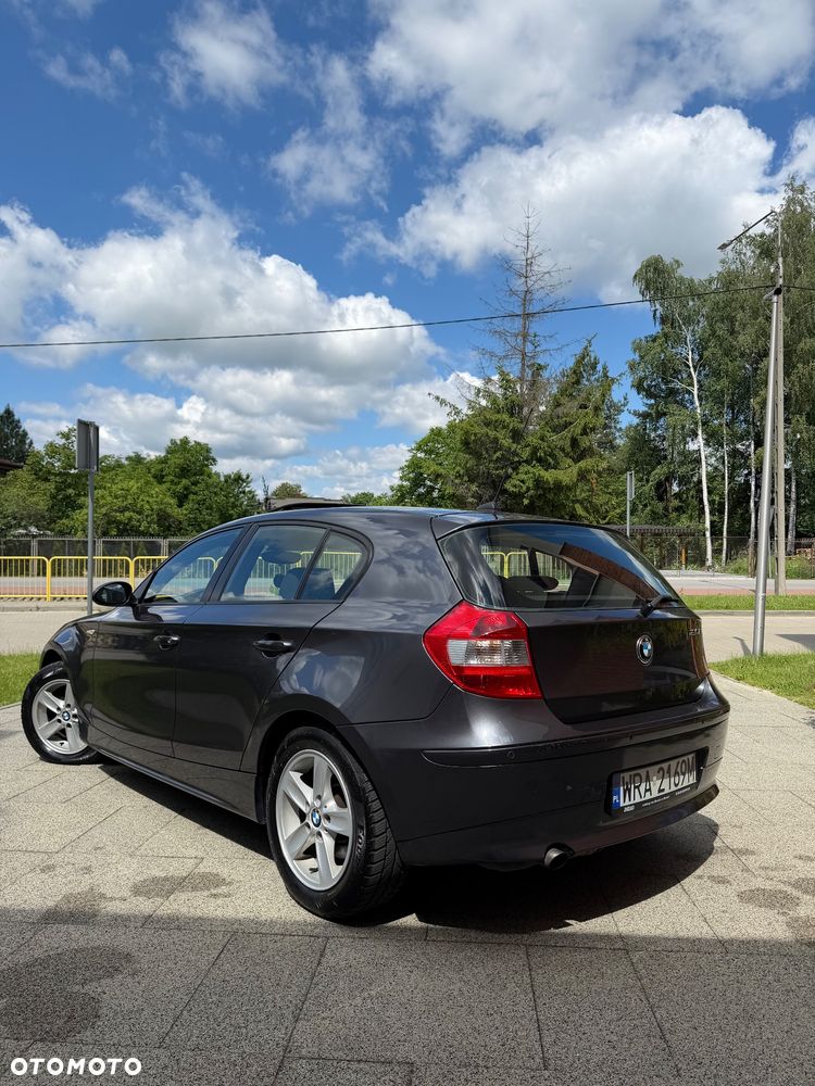 BMW Seria 1 120i - 5