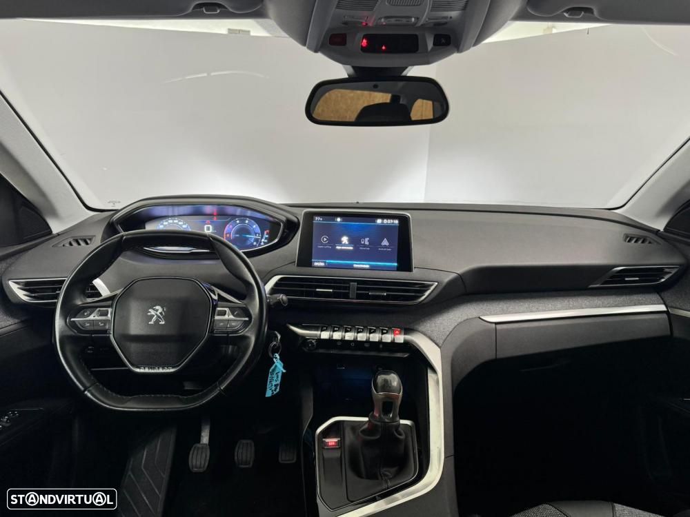 Peugeot 5008 1.5 BlueHDi Allure - 32