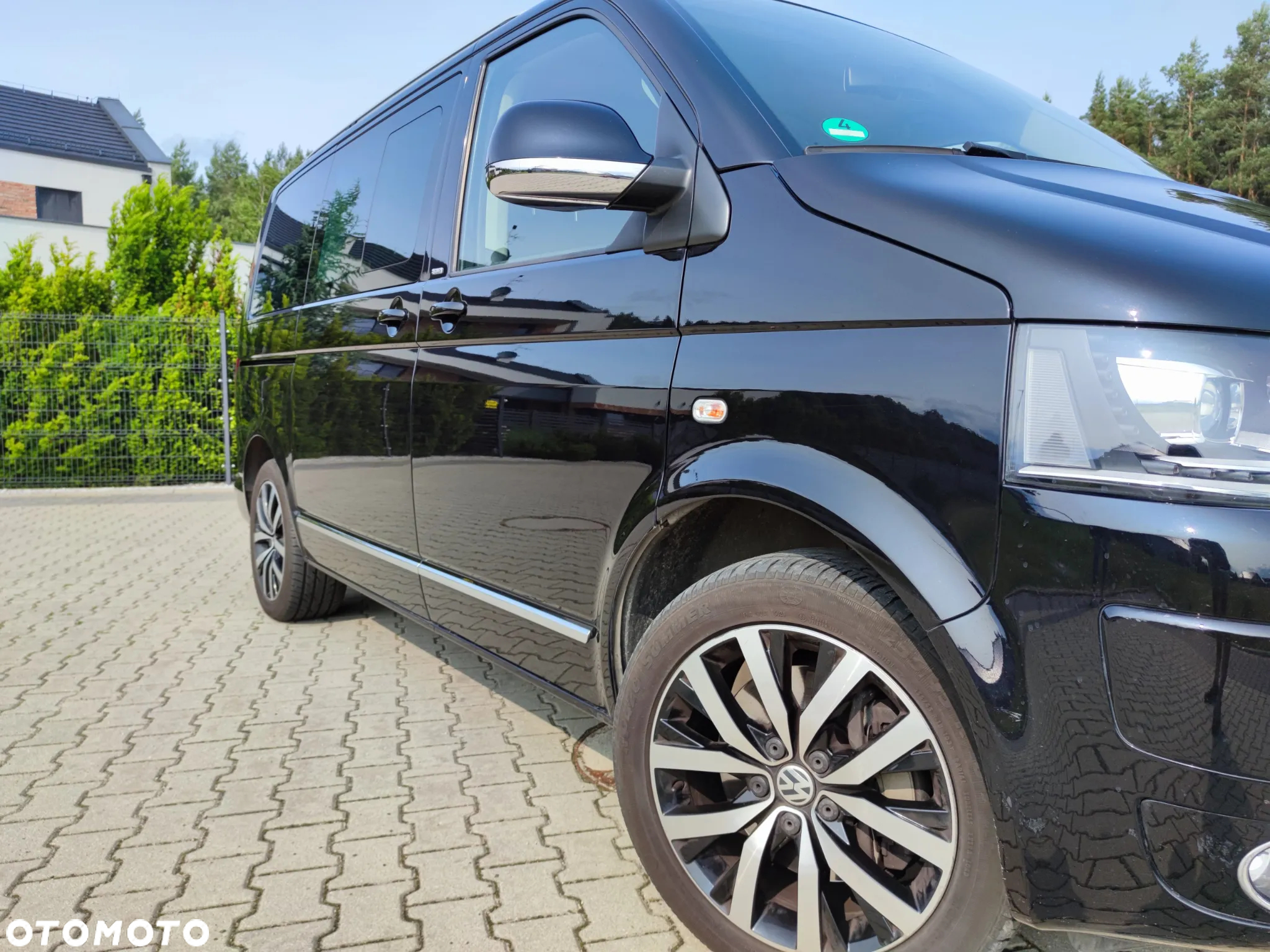 Volkswagen Multivan - 17