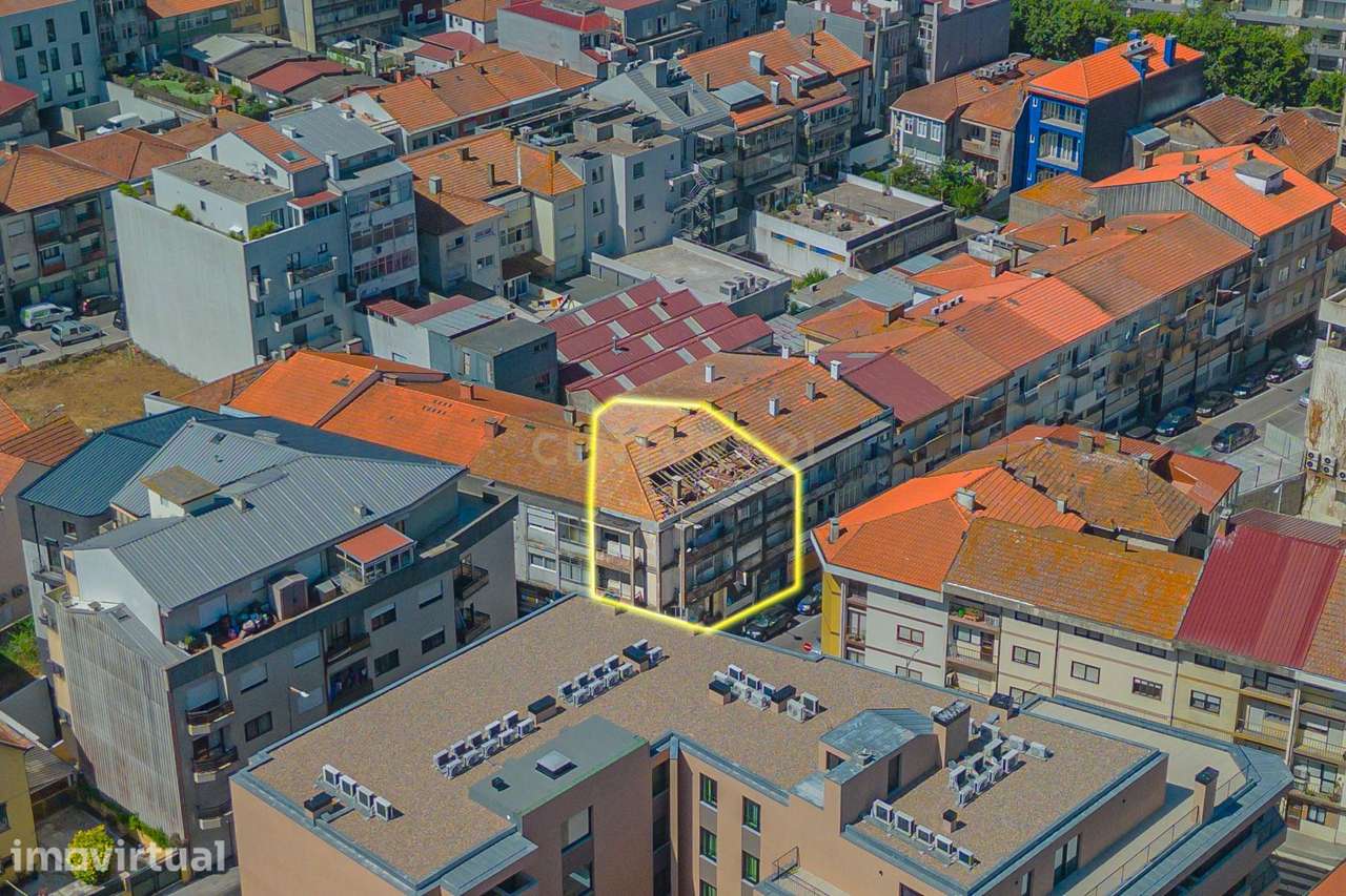 PRÉDIO EM PROPRIEDADE TOTAL Junto ao Jardim do Morro | Vila Nova de Ga - Grande imagem: 4/25