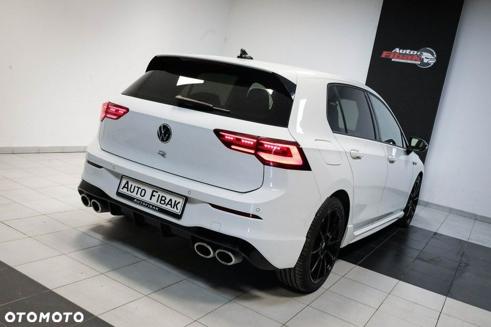 Volkswagen Golf 2.0 TSI 4Motion R DSG - 13