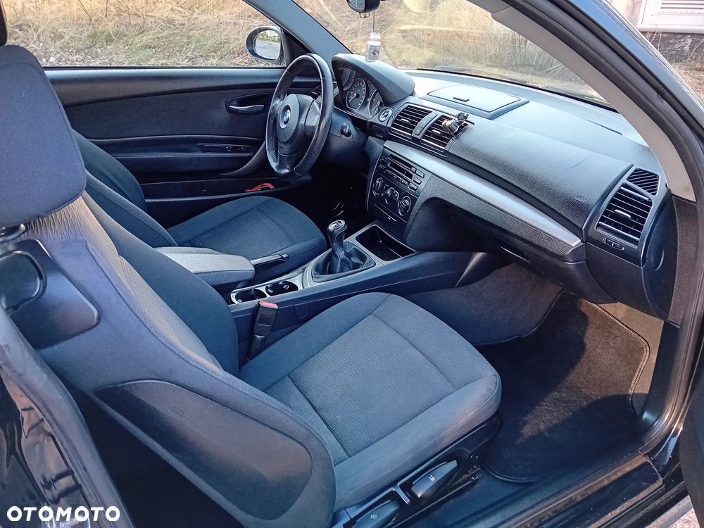 BMW Seria 1 118d - 17