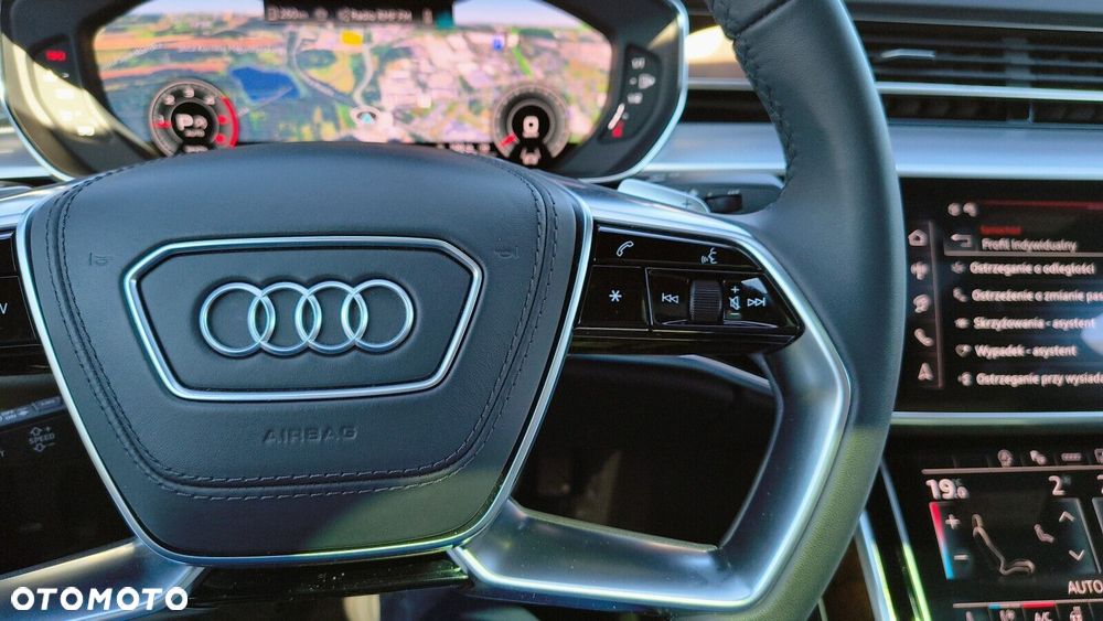 Audi A8 - 18