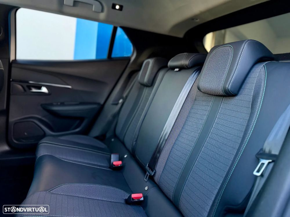 Peugeot 2008 1.5 BlueHDi Allure Pack - 14