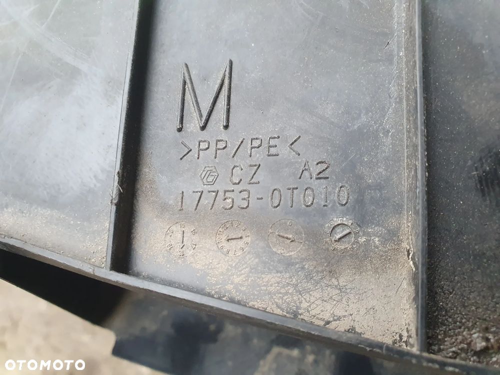 Toyota C-HR 17753 - 0T010    16561-0T210   OSŁONA PASA PRZÓD PRZEDNIEGO ZDERZAKA ZDERZAK PLASTIK TOYOTA CHR CH-R C-HR - 3