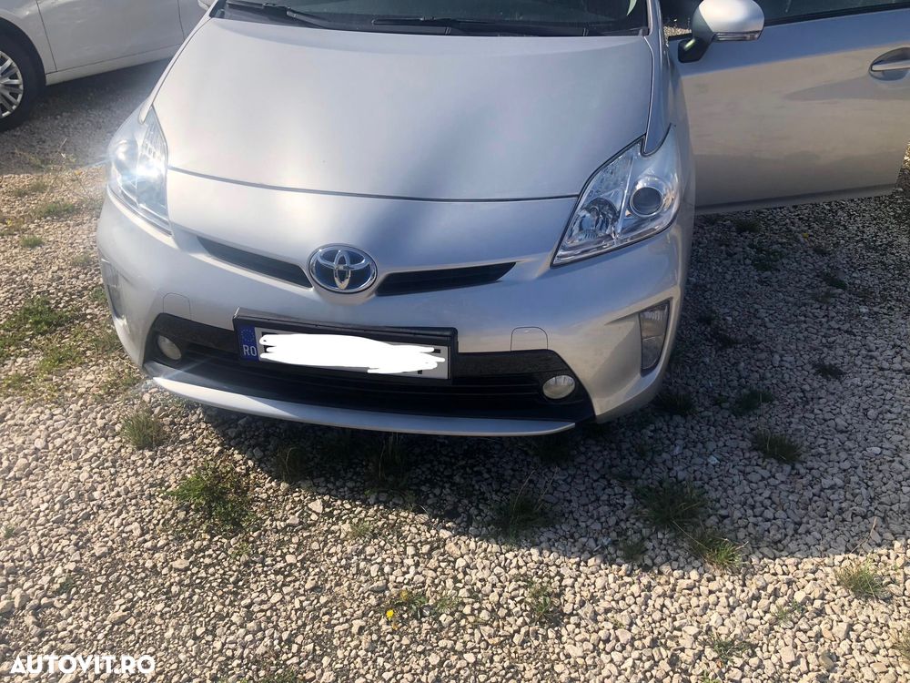 Toyota Prius HSD Sol - 10