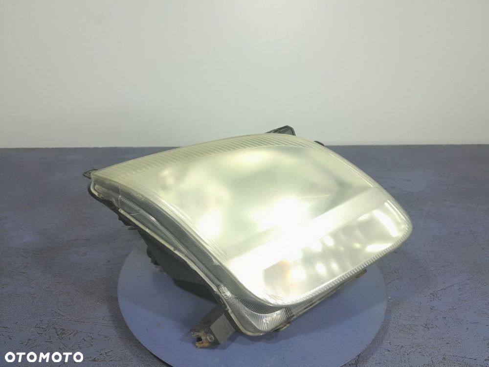 SUZUKI IGNIS II REFLEKTOR LAMPA PRZEDNIA PRAWA EU - 2