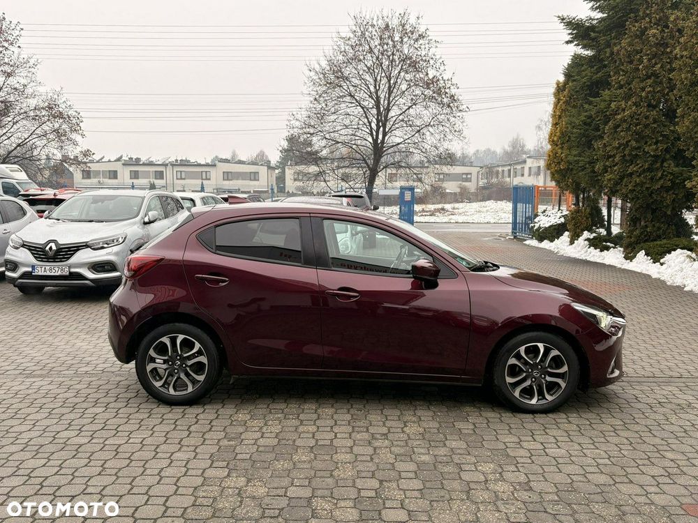 Mazda 2 - 5