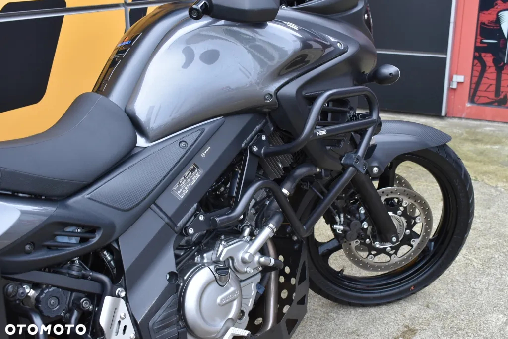 Suzuki V-STROM - 27