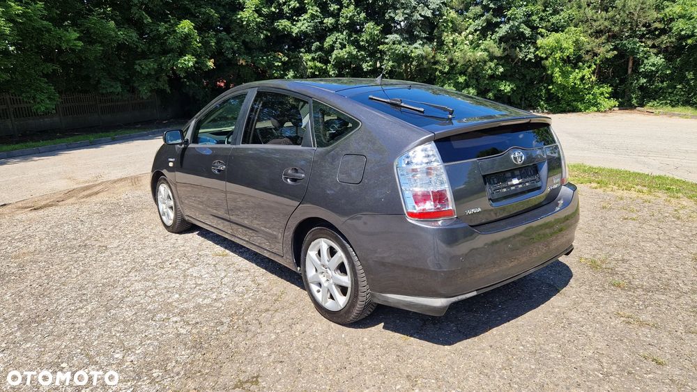 Toyota Prius 1.5 VVT-i Sol (nav) - 5